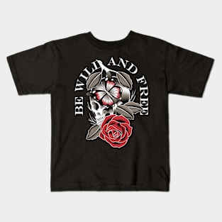 Skull roses traditional tattoo vintage goth Kids T-Shirt